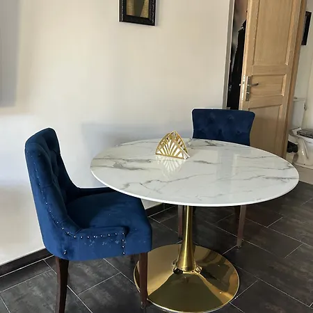 P&c Elegant Proche De Paris Apartment *