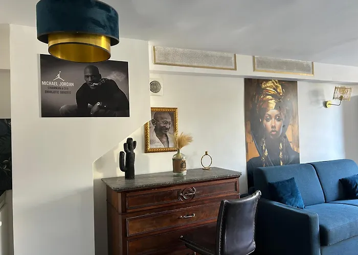 Elegant Proche De Paris 아파트 뇌이쉬르마른